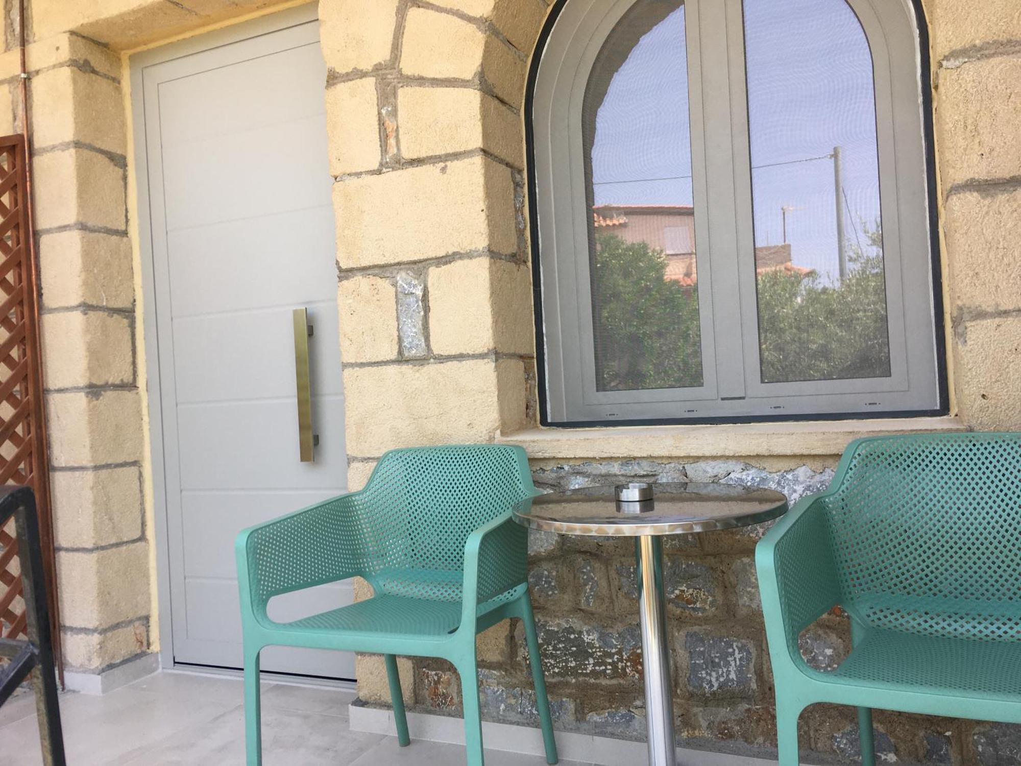 Το Πετρινο / The Petrino Apartments Stoupa Ngoại thất bức ảnh