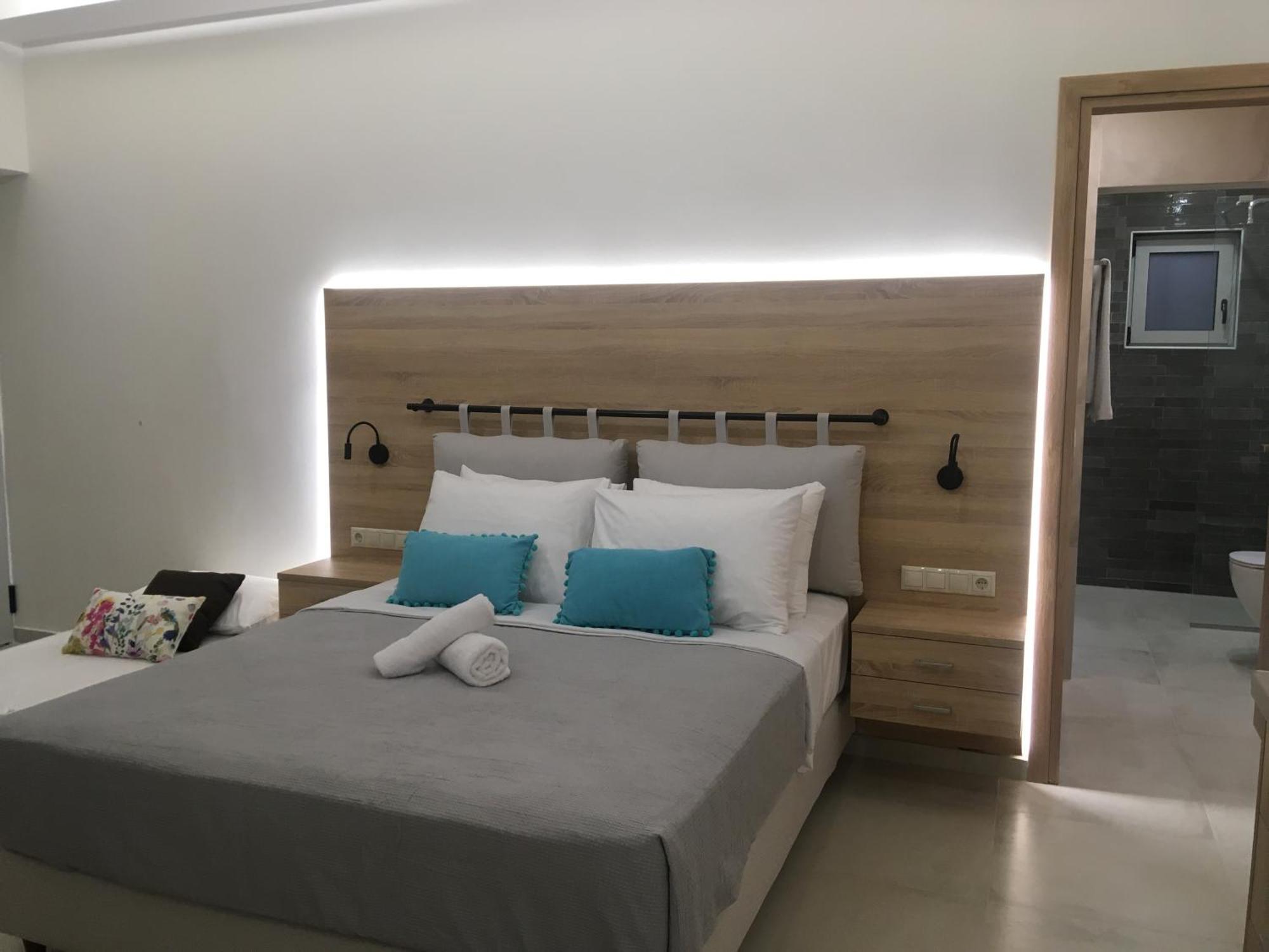Το Πετρινο / The Petrino Apartments Stoupa Ngoại thất bức ảnh